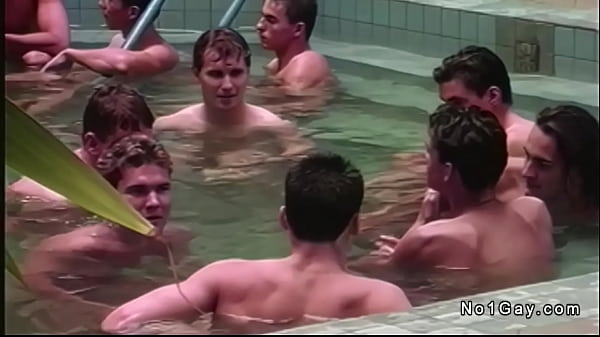 Young gays rim and anal fuck in the sauna