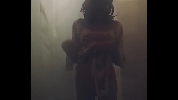 Beautiful Teen enjoys herself amateur